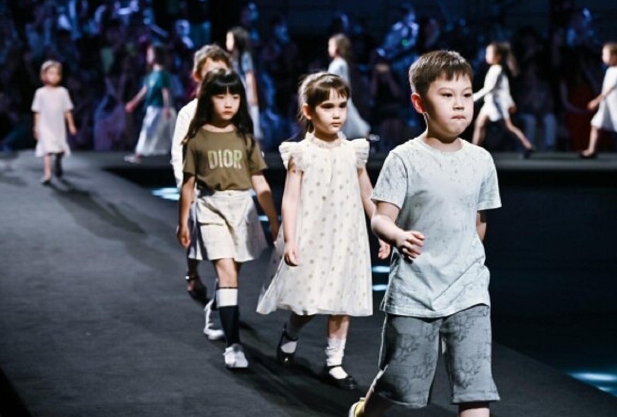 dior kids catwalk